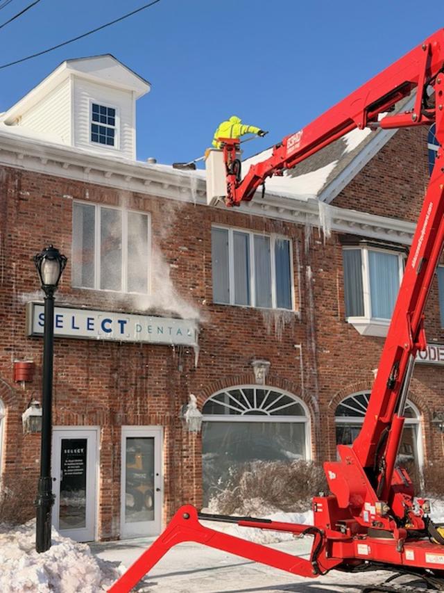 Winter Roof Leaks in West Hartford Condos